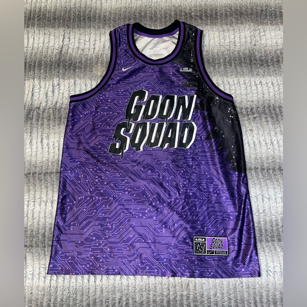 Men’s Nike x LeBron James Space Jam Jersey